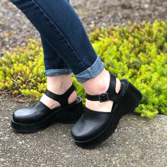 vintage steve madden mary janes